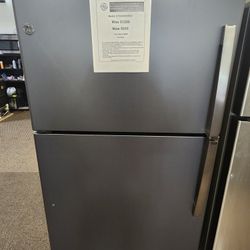21.9 cu. ft Top Freezer Refrigerator in Black Slate, Fingerprint Resistant, Garager Ready