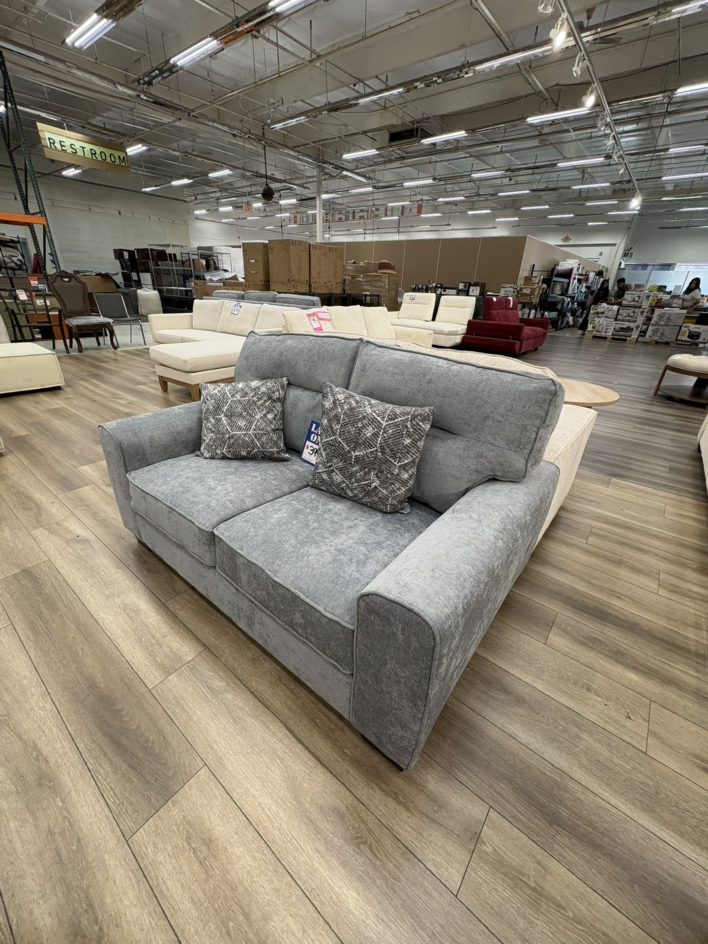 Display Sale Light Grey Loveseat With Accent Pillows 