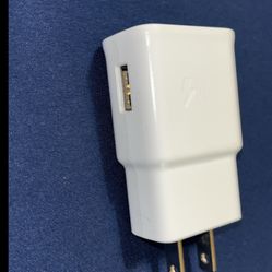 $20 USB iPhone Charger Box & Cable 