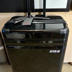 Airs Lightweight 29” Luggage 