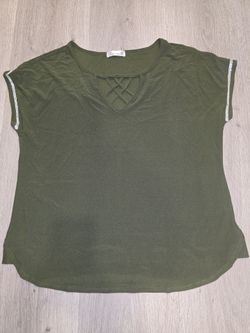 New womens blouse with rhinestoned size Extra Large