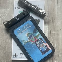 Waterproof cell phone dry bag (universal)
