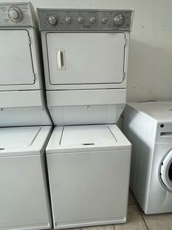 Washer and dryer Whirlpool 27”