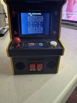 Mini Pac-Man arcade
