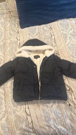 Ambiance Outerwear Black Puffer Jacket size small