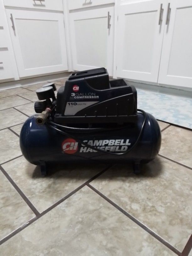 CAMPBELL HAUSFELD 3 GAL. AIR COMPRESSOR