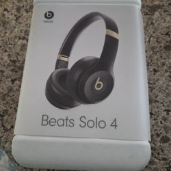 Beats Solo 4 Wireless Bluetooth On-Ear Headphones, Black & Gold