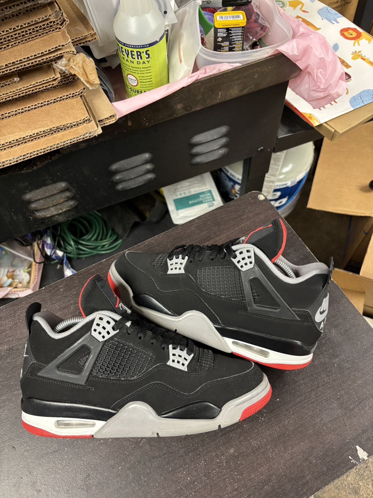 Air Jordan 4 Bred 2019