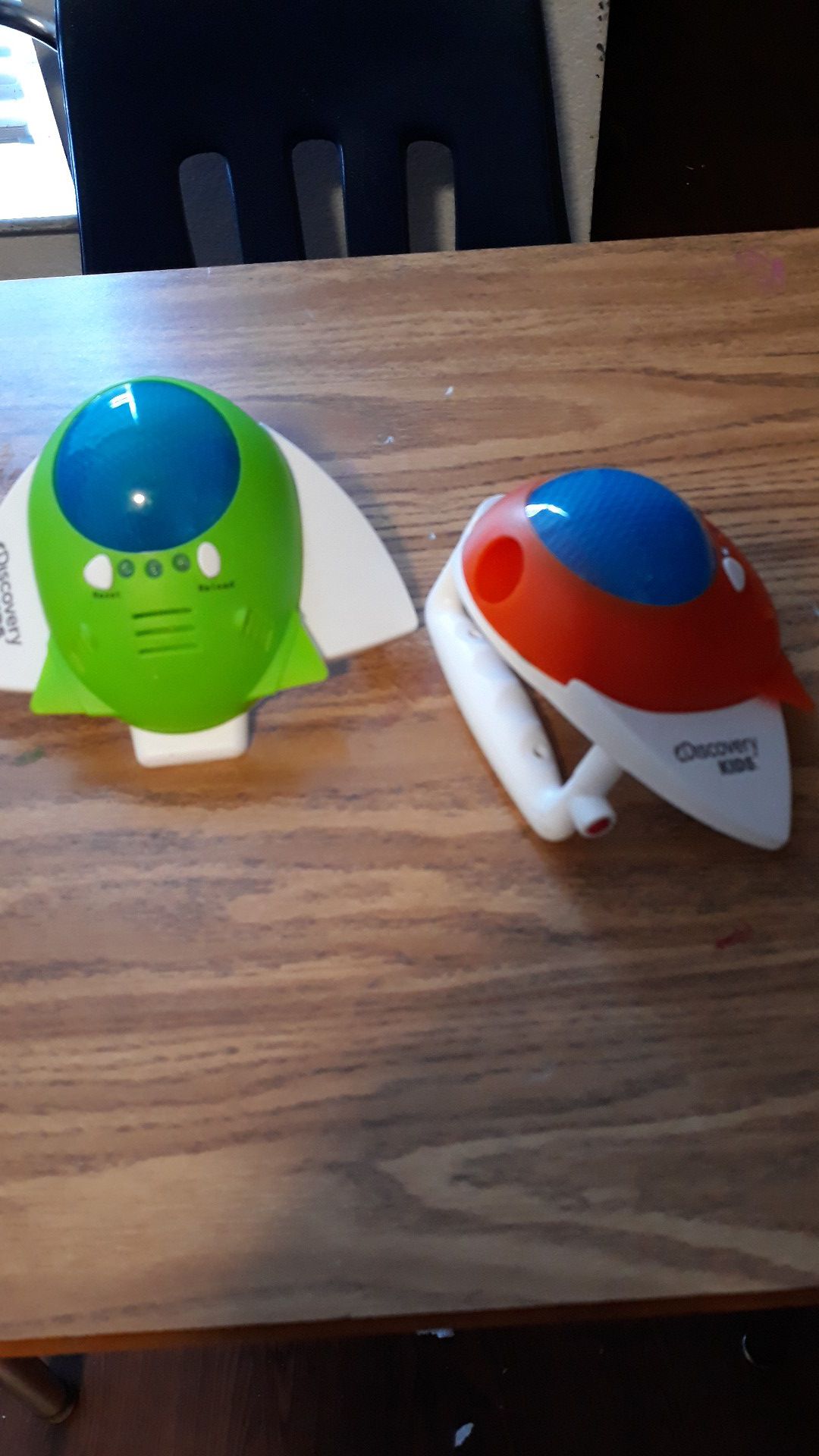 Discovery kids toys green and orange