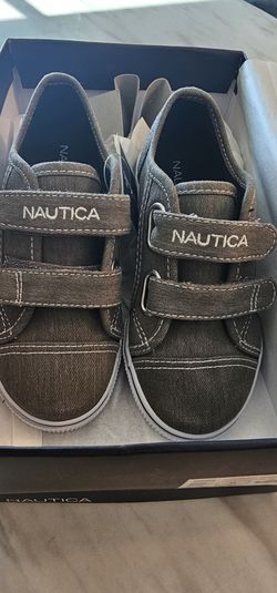 Nautica Toddler Shoes Size 9