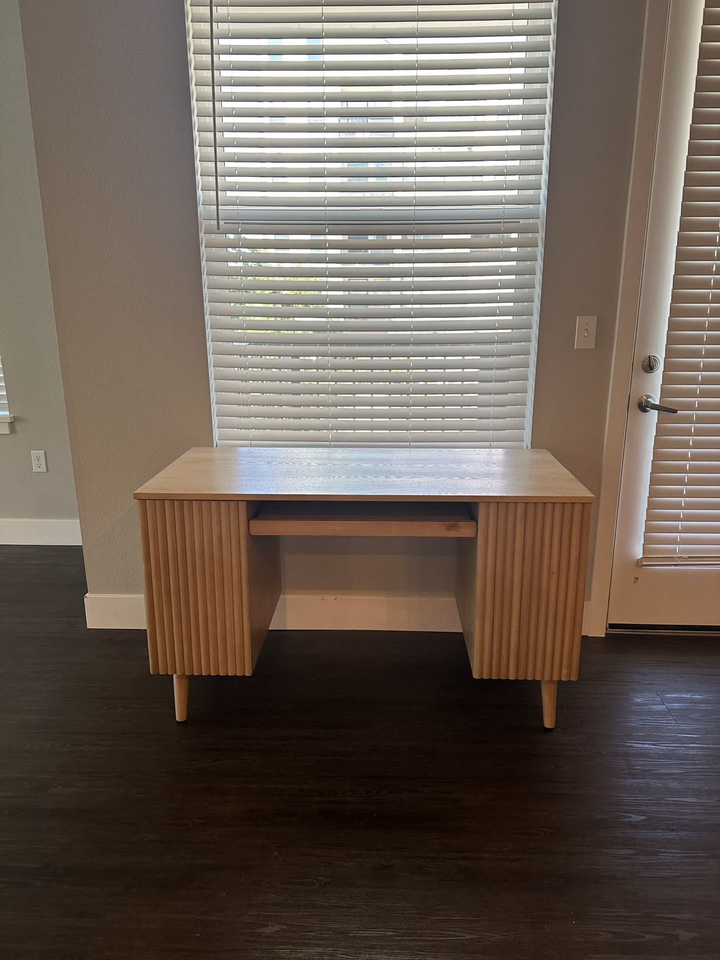 Office Desk