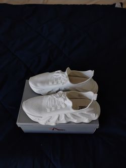 Tennis Shoes