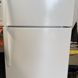 Whirlpool Garage Refrigerator / Freezer