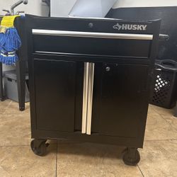 Husky Took Box’s