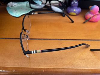 Gucci And Burberry Glasses 150 Eac Or 250 For Both
