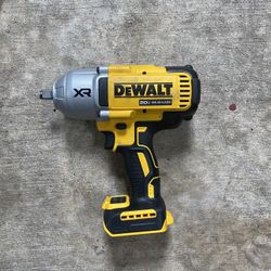 DEWALT 20V MAX Lithium-Ion Cordless 1/2 in. Impact Wrench (TOOL ONLY)