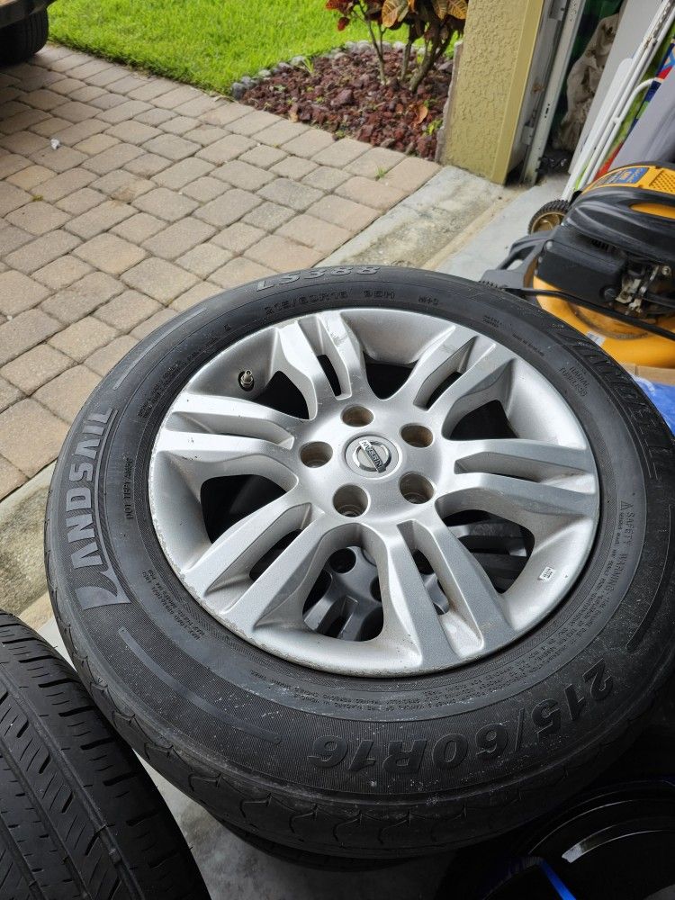 16 Inch Rims-2010 Nissan ALTIMA (4)
