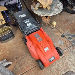 Black & Decker Electric Mower