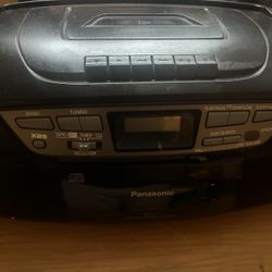 Panasonic RX-DS17  CD Cassette Radio Boombox Everything Working 1997 See Conditi