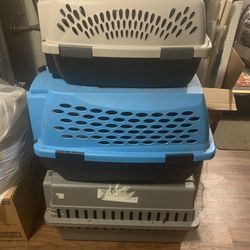 Pet Travel Cages FEW AVAILABLE  (READ DESCRIPTION PLEASE)
