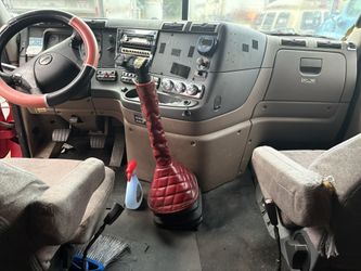 2012 Freightliner Cascadia