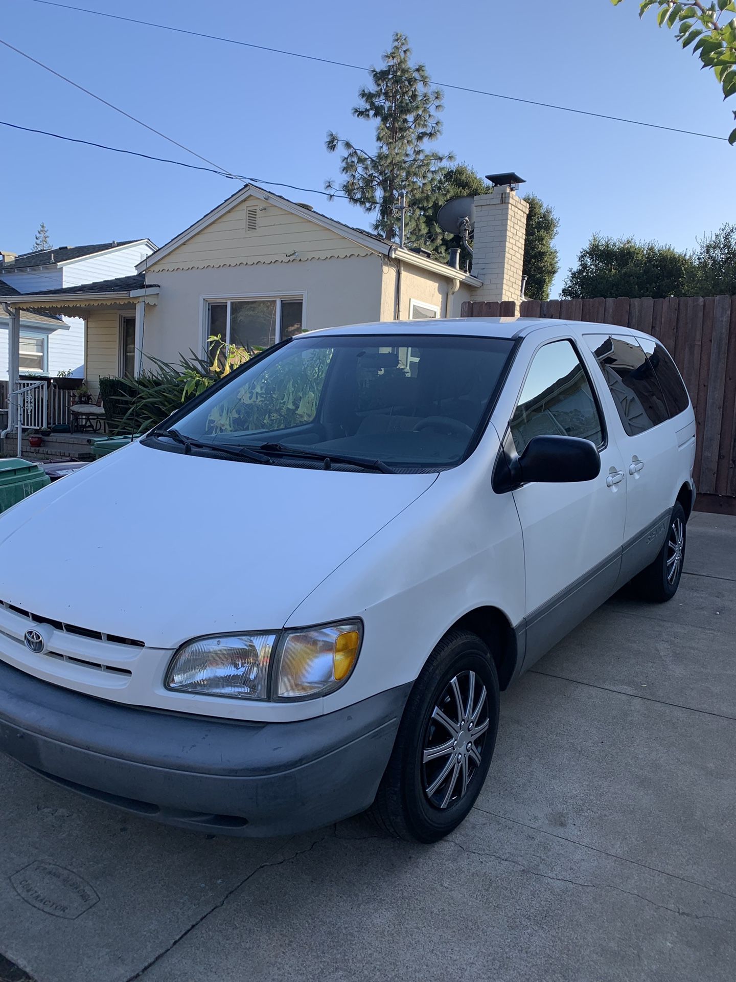 2001 Toyota Sienna