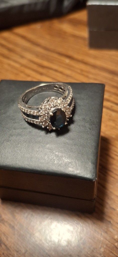 Sapphire Ring 18 Carot Gold