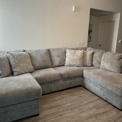 Grey Sectional Couch 