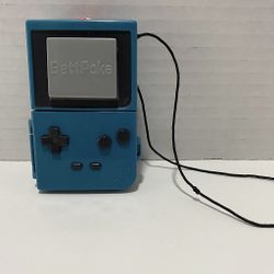 Tomy Nintendo Game Boy Shaped BattPoke Pokemon Shooting Toy