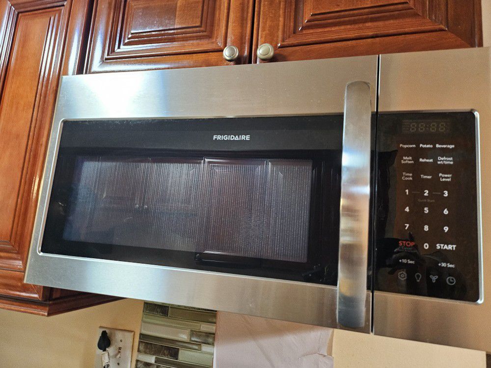 Frigidaire Built In Microwave 