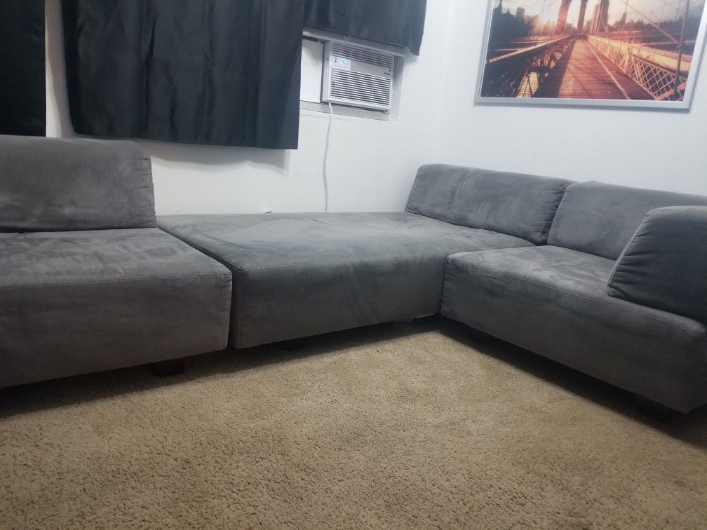 West elm modern grey sectional couch with chase lounge