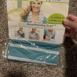 Breastfeeding Infinity Scarf 
