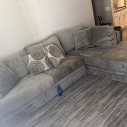 Grey Sectional!!