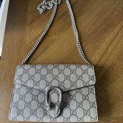 Gucci Dionysus Wallet on Chain
