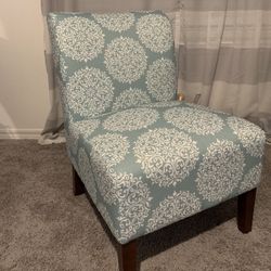 (chair) Fabric Accent Chair ($40)
