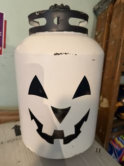 15” Metal Pumpkin Halloween Decor