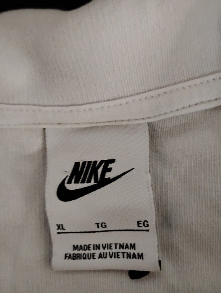 White Nike Belly Shirt