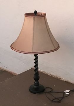 Table lamp