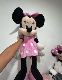 Minnie Mouse plush