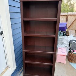 Wooden bookself/bookcase