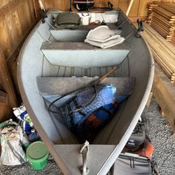 13 Ft Gregor Fishing Boat