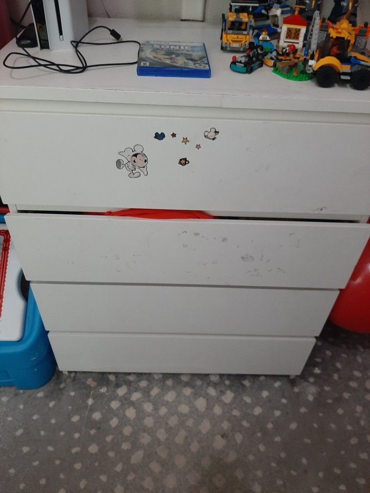 Ikea Malm Dresser