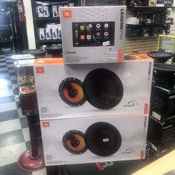 Jbl Legend 700 Wireless Apple CarPlay and Android Auto And 4 Jbl Speakers 