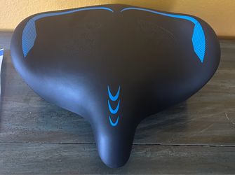 Extra wide cushioned bike seat