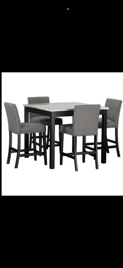 New Counter Height Set 