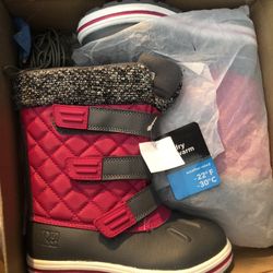 Girls snow boots