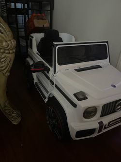 Mercedes car ride