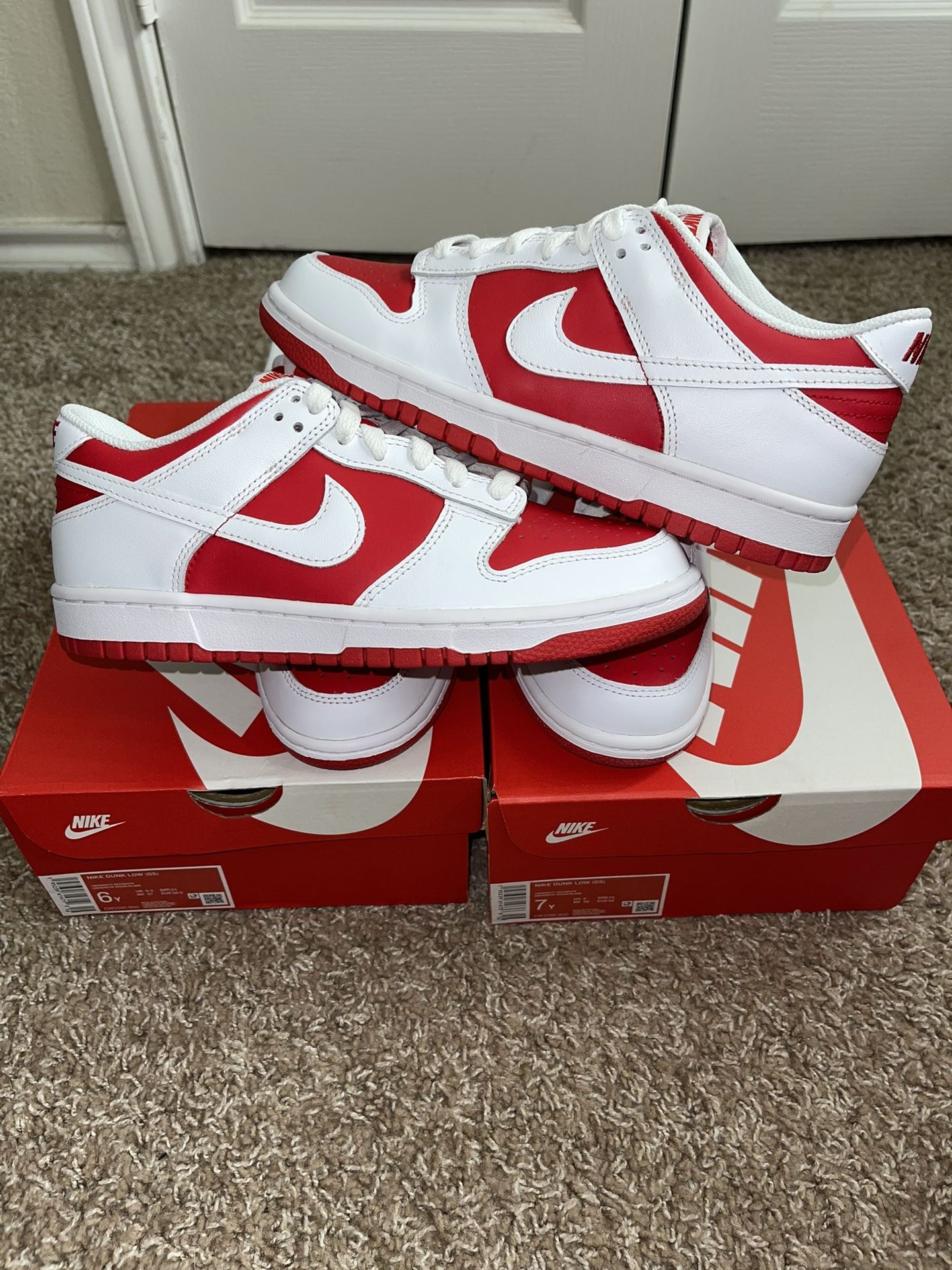 Nike Dunk Low Championship Red