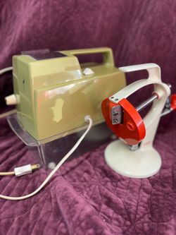 Vintage Electric ice shaver  OSTER & hand crank ice pet