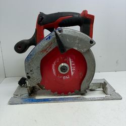 Milwaukee M18 Circular Saw 21976779